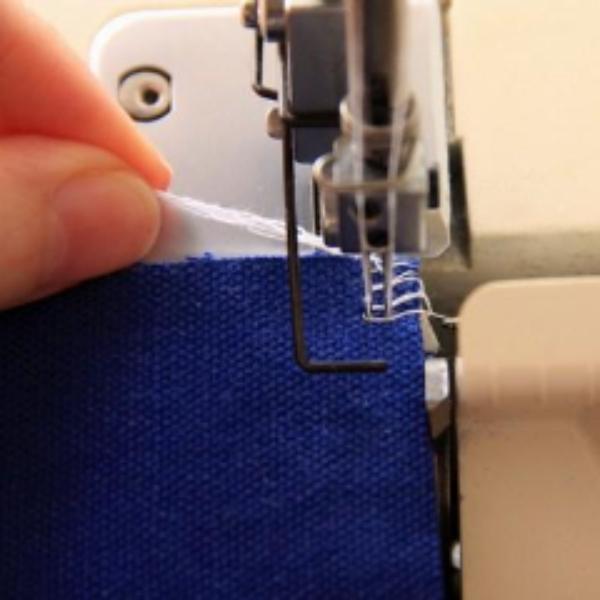 Overlocker Basics Class - Adult Courses - SewingAdventures - SewingAdventures - sewing brisbane -brisbane sewing school - brisbane sewing studio -learn to sew brisbane - kids sewing - teen sewing - adult sewing